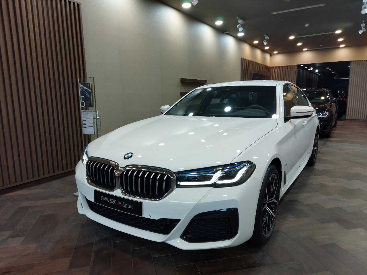 bmw 520i msport 14 BMW 520i M Sport